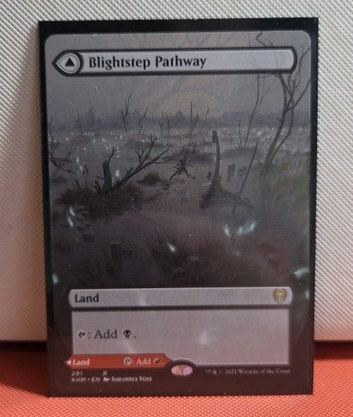 Blightstep Pathway (Borderless) Kaldheim Regular NM