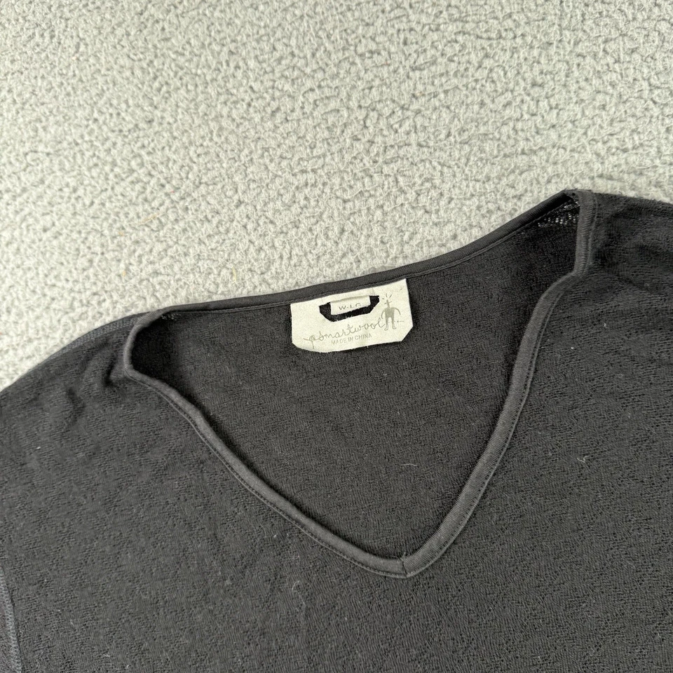 Top SmartWool para mujer L negro súper fino lana merino cuello en V capa base delgada DEFECTUOSO Foto 4 de 4