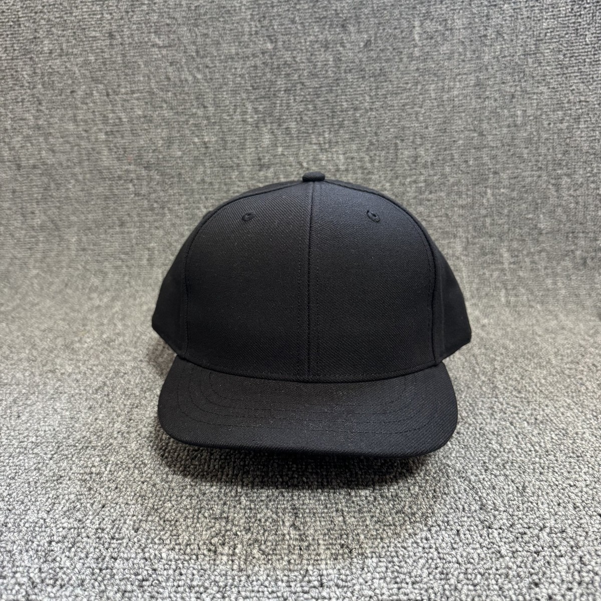 Richardson UMP 530 Fitted Flat Brim Black 7 1/2 Baseball Cap