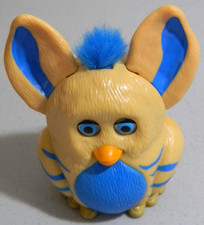 FURBY TAN  BLUE 2005 BURGER KING KID MEAL TOY PLASTIC VINTAGE TIGER ELECTRONICS