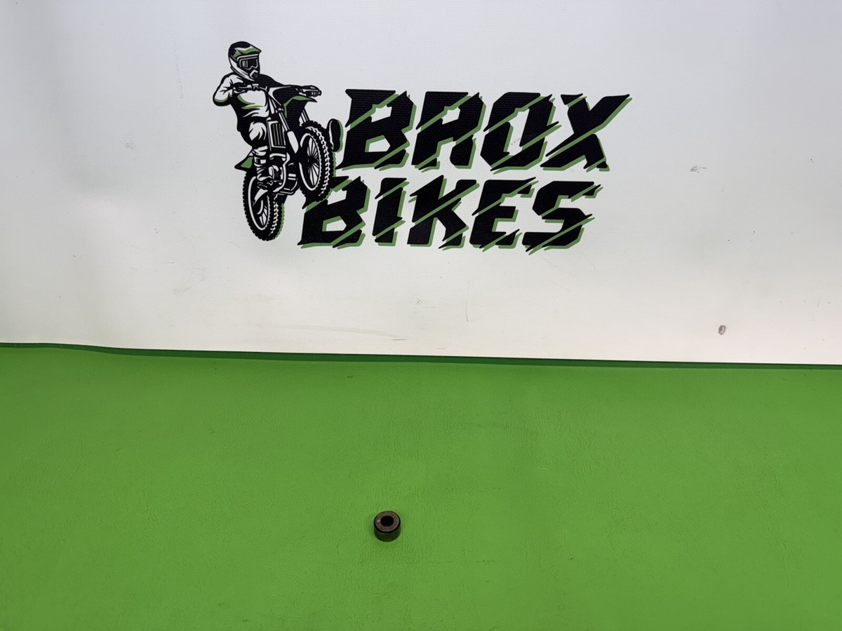 Kawasaki KD Power Exhaust Valve Collar Guide Spacer 92027-1957 86