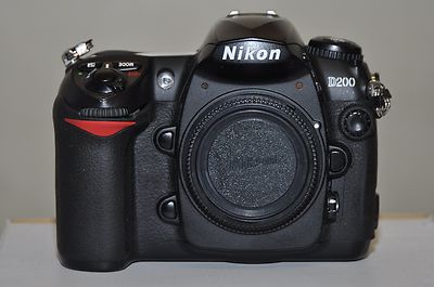 ニコン NIKON D200 ボディ SS1013 #1615 ☆ショット数: 13666回・美品☆ ニコン NIKON D200 ボディ SS1013