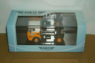 1/64 Scale 1964 Chevy Tilt Cab Tractor Unit Truck 3.5'' Resin Model Neo NEO64081