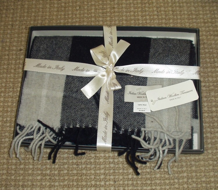 NWT Italian Woollen Treasures 100% Wool Scarf - 11" x 70"