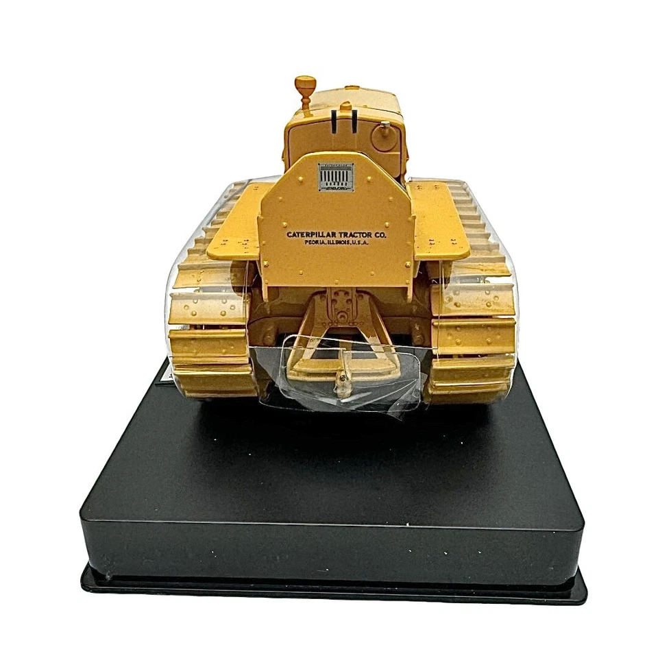 Caterpillar CAT Twenty-Two Track Type 1:16 Tractor By Norscot Scale Models 55154 - Image 3 of 4