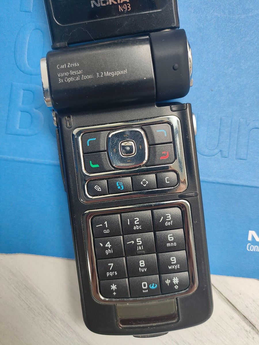 90% N ew Nokia N93 Unlocked 3G Symbian OS mobile phone, $191.20