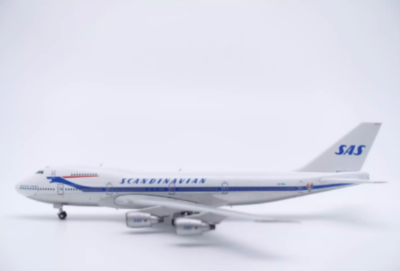 1:400 Phoenix SAS BOEING 747-200 Passenger Airplane Diecast
