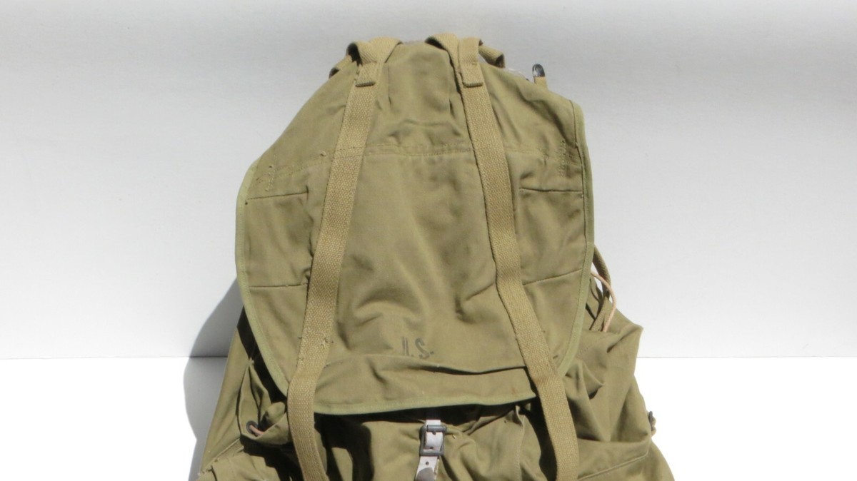 Vintage 1942s WW2 US Army Military Field Backpack Rucksack
