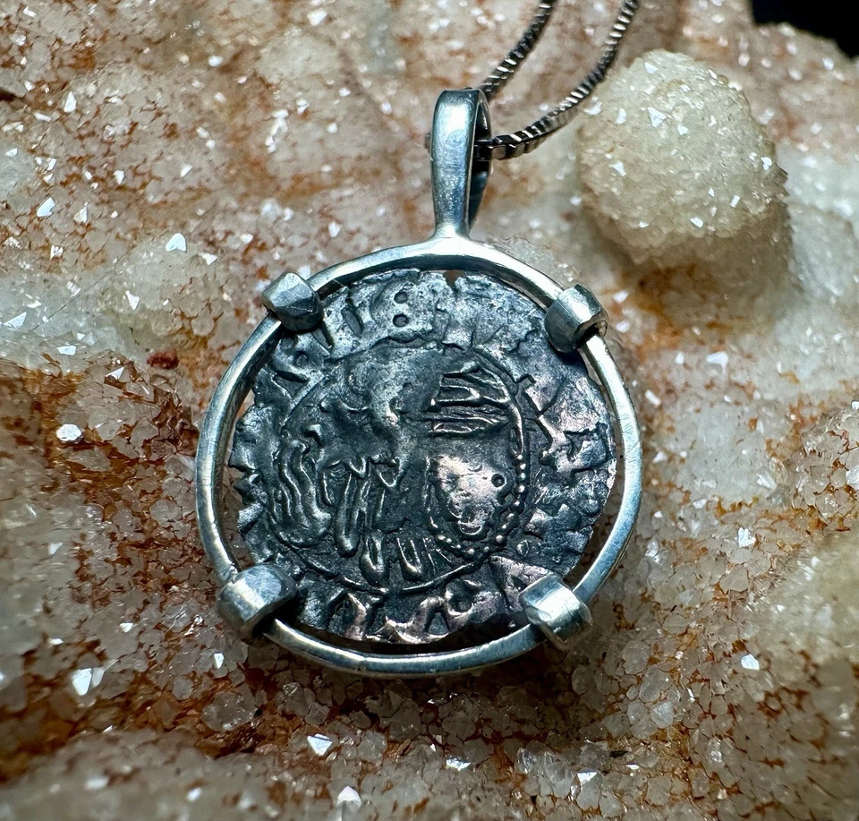Moneda cruzada cristiana genuina del siglo XIV en colgante de plata de ley Foto 4 de 4