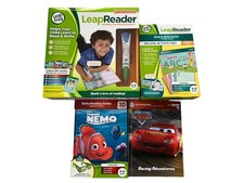 **LeapFrog Leap Reader Penna Lettere/Numeri Deluxe Set Attività e 2 Libri Extra**
