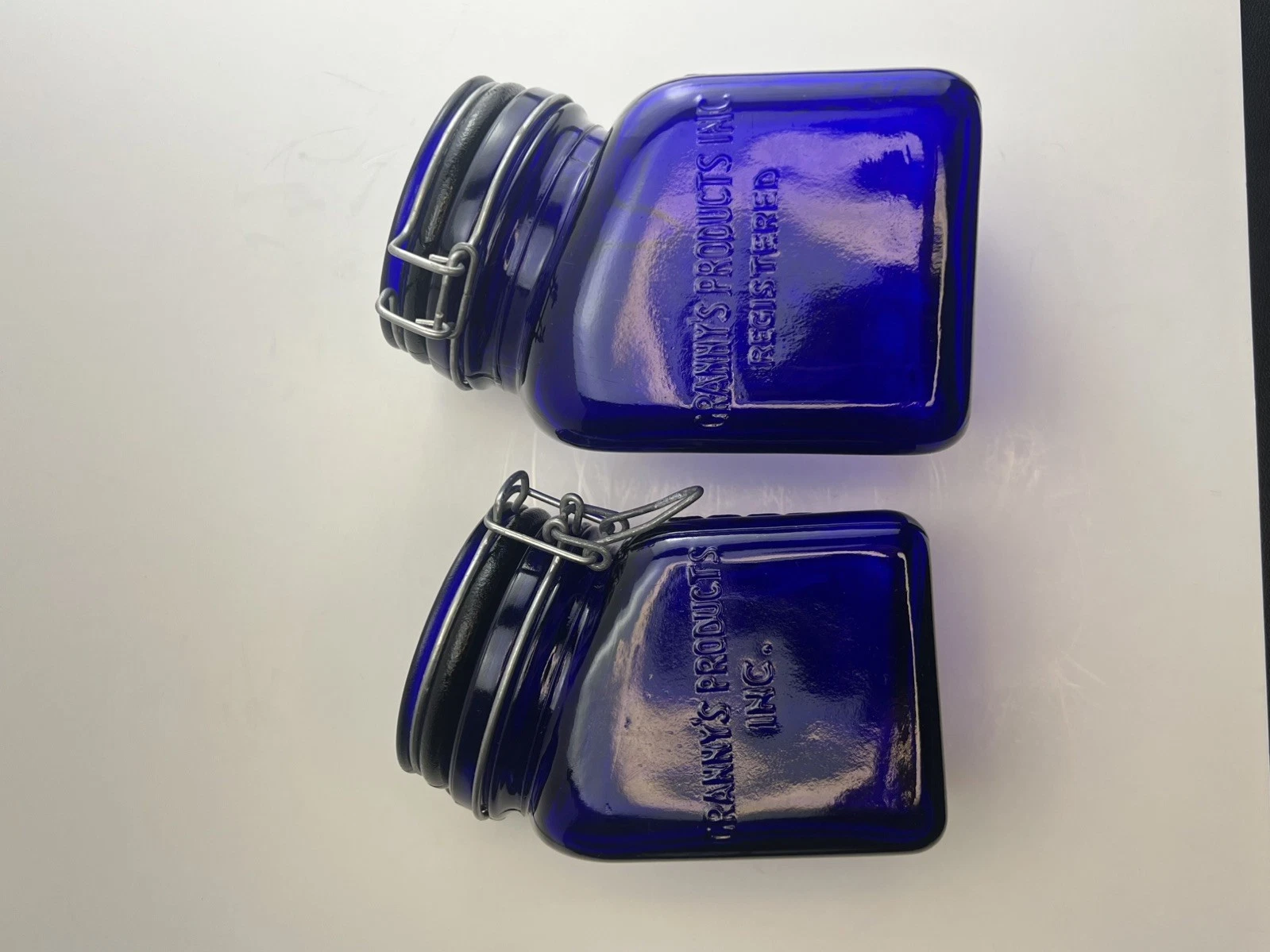Vtg cobalt blue crown lord 1968 italy canister 2pc set 1 1/2” qt/1pt 1879 USA