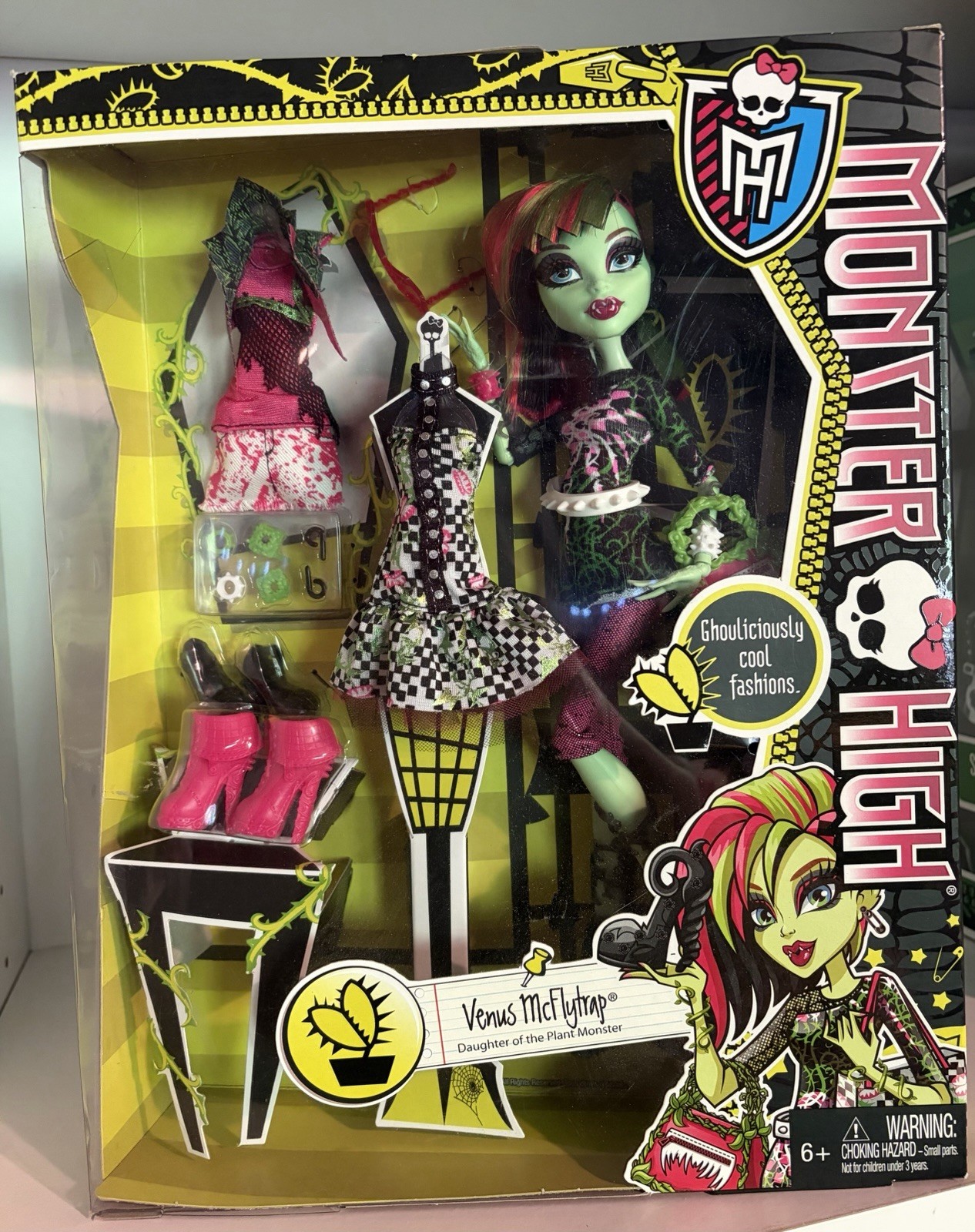 NRFB Monster High I Heart Fashion Venus Mcflytrap Mattel Dol