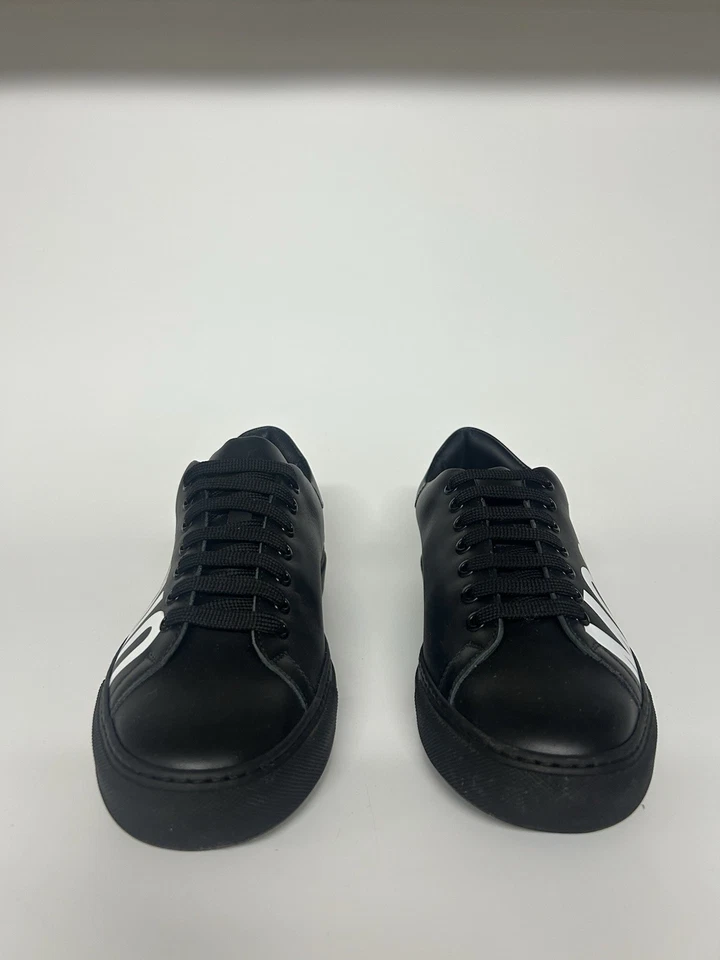 Sneakers Moschino Foto 2 de 4