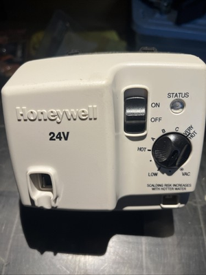 #ad Honeywell 4.0quot; WC Outlet Water Heater Gas Valve WV4262B1114 318545 000 $130.00