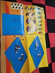 Vintage LEGO 6077 Instruction Manual Castle Forestmen's Crossing Booklet