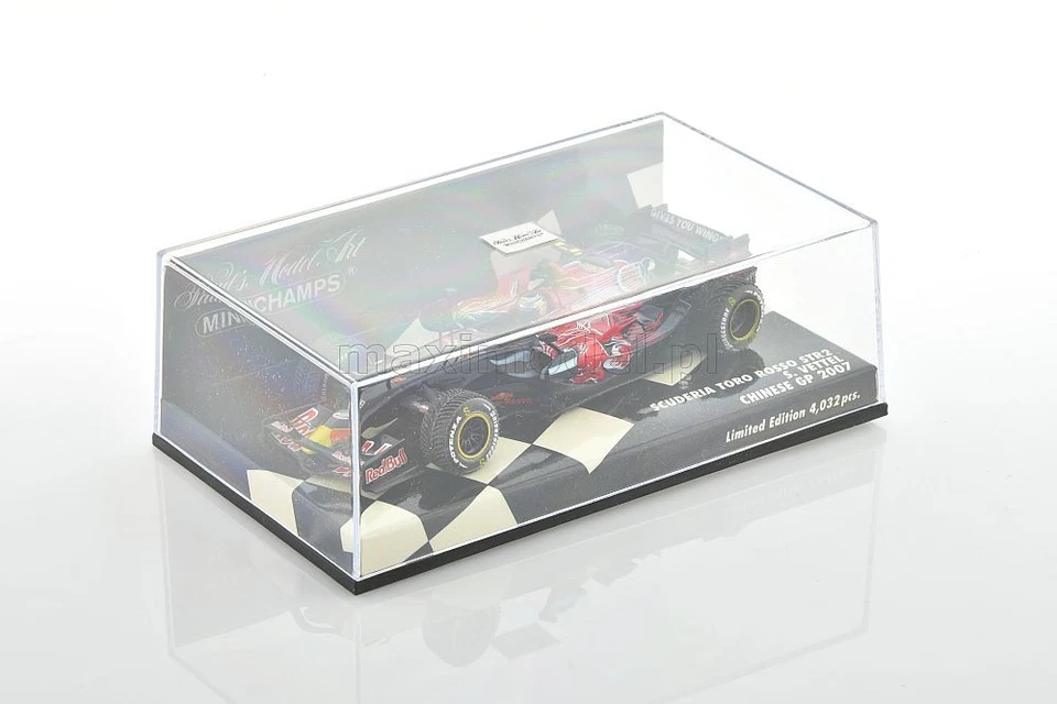 F1 TORO ROSSO STR2 Vettel Chinese GP 2007 2007 1/43 MINICHAMPS 400070119 - Image 3 of 3