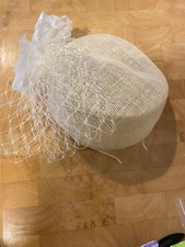 Debut Hatinator Fascinator Special Occasion Wedding Formal Races beige