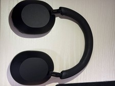 SONY WH1000XM5/B Noise Canceling Wireless Headphones Black 30hr 30mm Driver Mic
