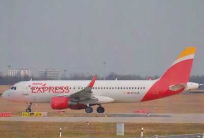33149/ Foto   AIRBUS A319   IBERIA EXPRESS   EC-LUS   Berlin