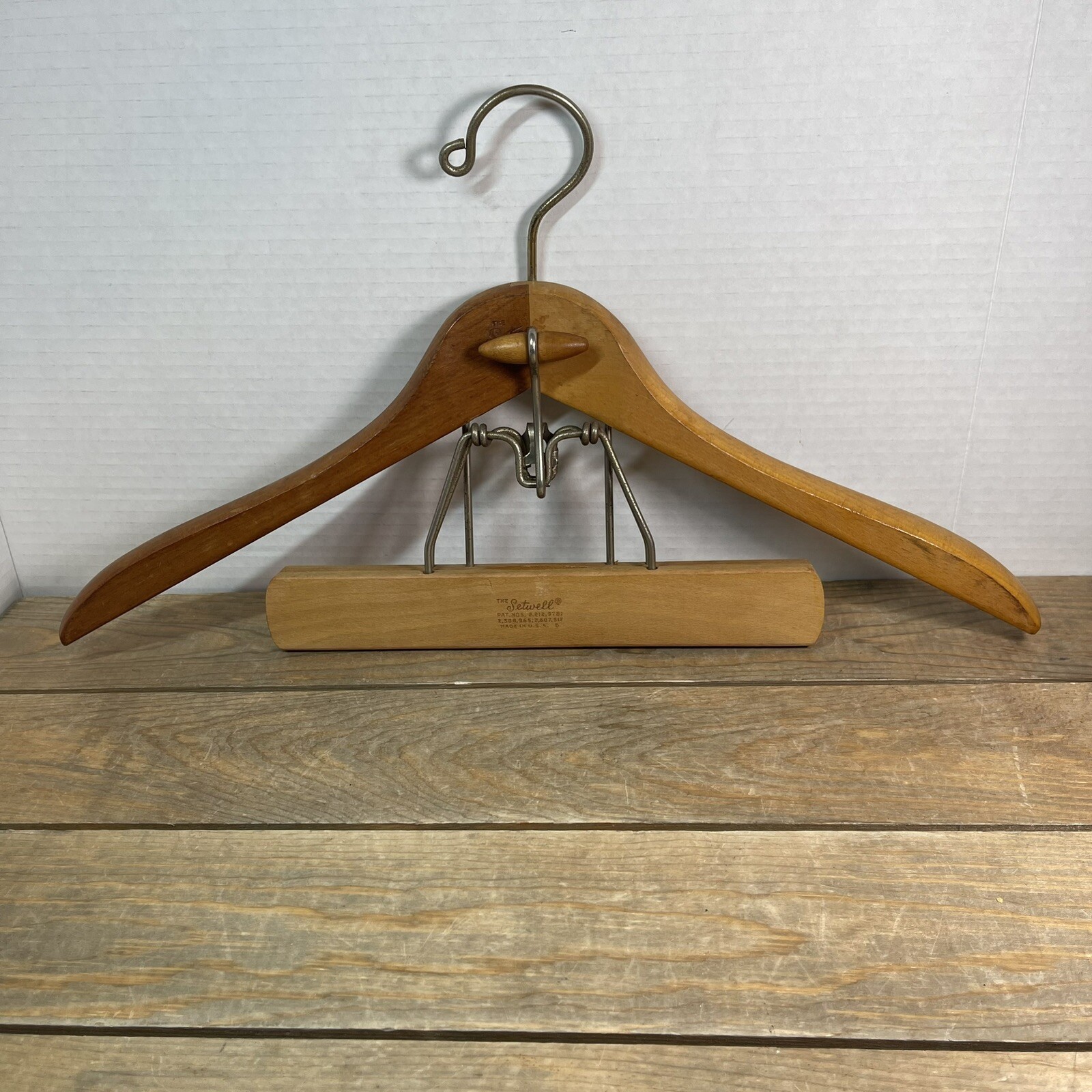 THE SETWELL 18" Vintage Wooden Suit Hanger Pant S… - image 1