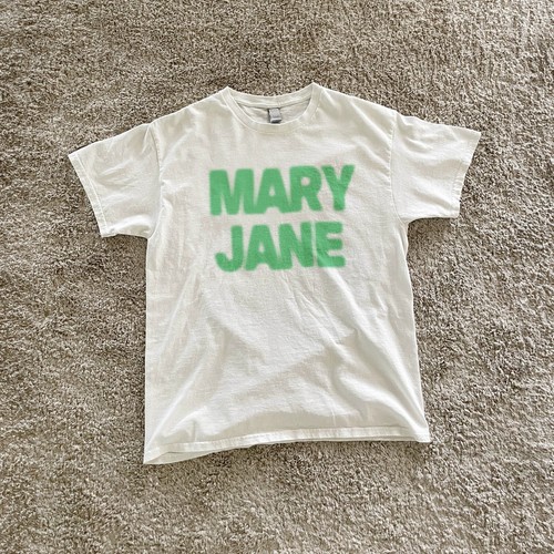 MARY JANE - Camiseta años 2000 nostálgica tendencias atemporales retro estética camiseta Y2k - Imagen 4 de 9