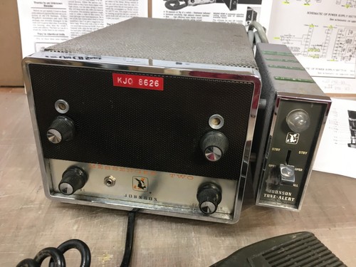 **Vintage E.F. JOHNSON MESSENGER TWO BLACK FACE CB BASE RADIO z mikrofonem i alarmem dźwiękowym - Zdjęcie 3 z 20