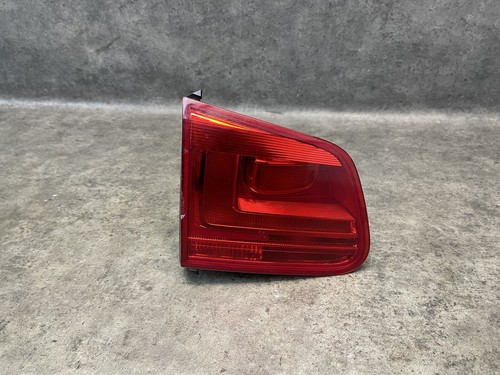 VW Tiguan 5N Rücklicht Rückleuchte Links Heckklappe #222441
