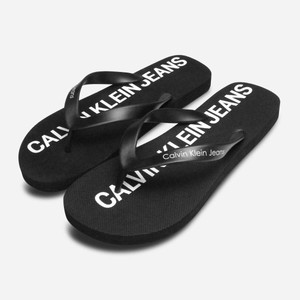 ladies calvin klein flip flops