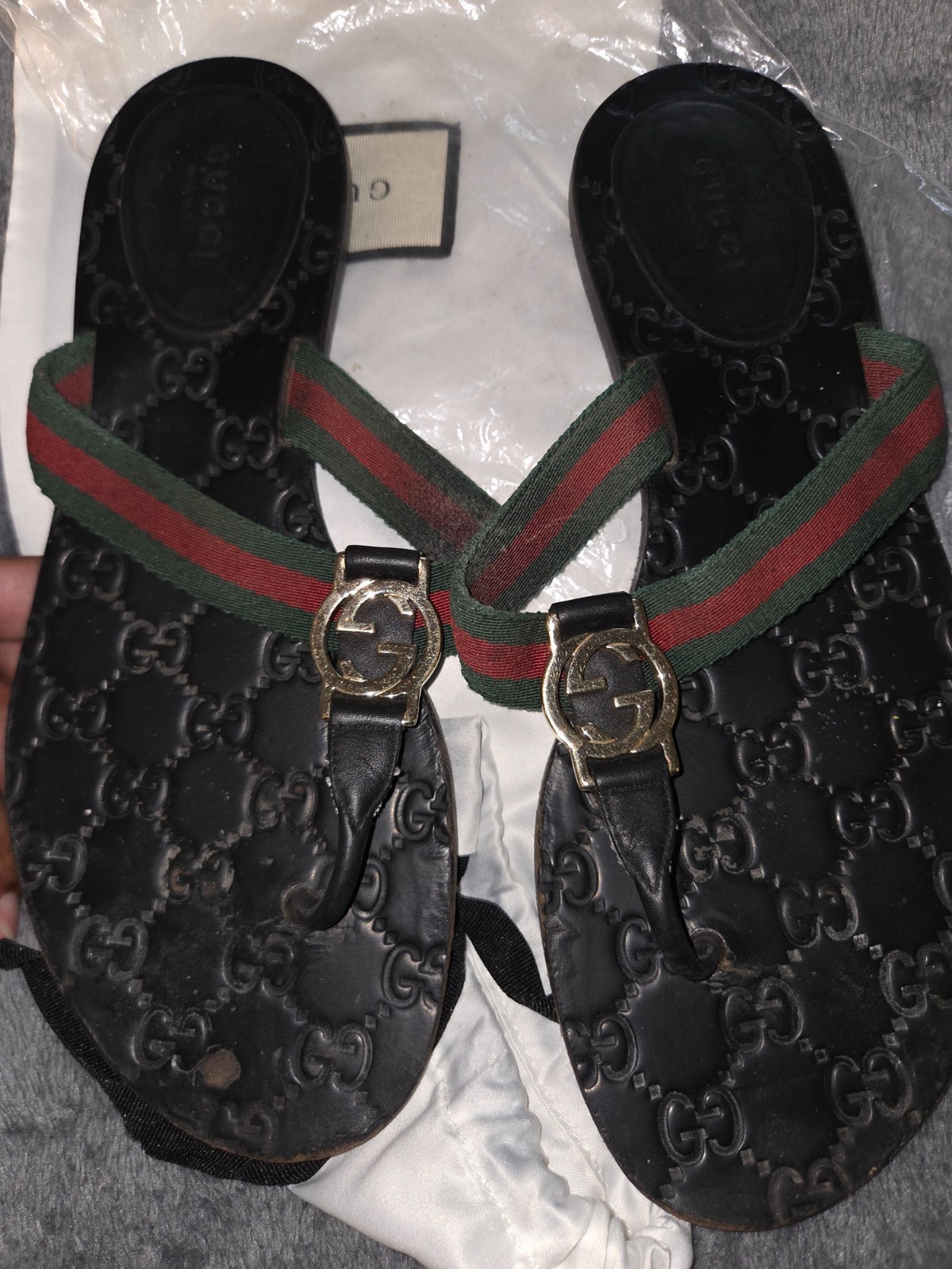 Gucci Leather Interlocking GG Logo Thong Flip-Flop Flat Sandals Black Size 38