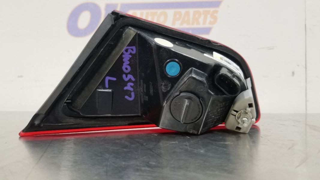 19 2019 MASERATI GHIBLI OEM DECKLID MOUNTED TAIL LIGHT LAMP DRIVER LEFT 