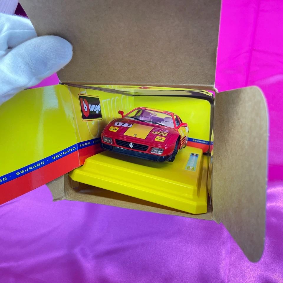 Ferrari 348 TB Evoluzione in scala 1:24 con scatola Burago Modellino auto - Immagine 4 di 4