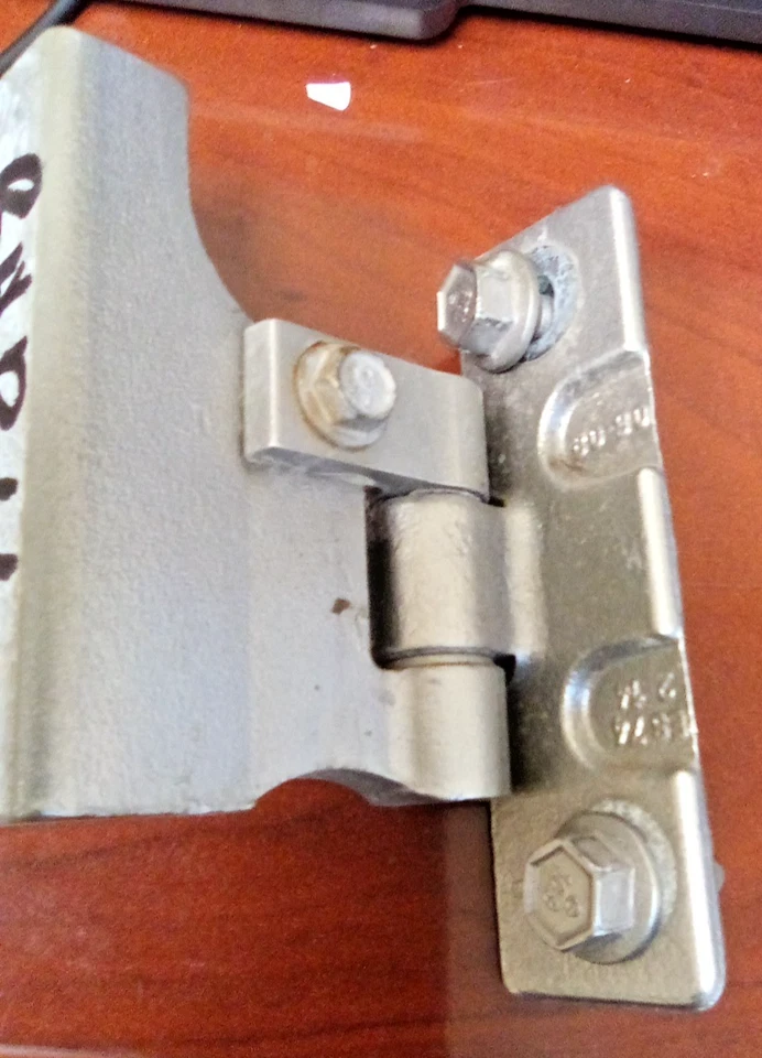 Pontiac Grand Prix 2004-08 puerta trasera derecha bisagra superior FC-44DG Foto 3 de 4