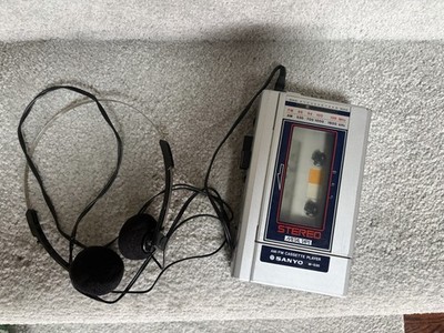 Vintage Sanyo Walkman Cassette Player