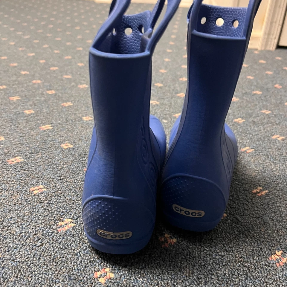 Crocs Bota de Lluvia Manija Iluminación Niños US J2 Azul Perno Medio Pantorrilla Pull On Unisex Foto 3 de 4