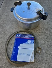 Mirro M0512-11 Canner Pressure Cooker Matic 12 Quart w/Jiggler and Extra Seal 