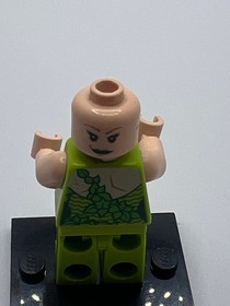 LEGO Poison Ivy (sh010) Minifigure Super Heroes Batman 6860 76035 10937