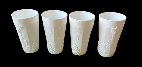 Set Of 4 Vintage White Milk Glass Tumblers Harvest Grape Vine Indiana Glass 6”