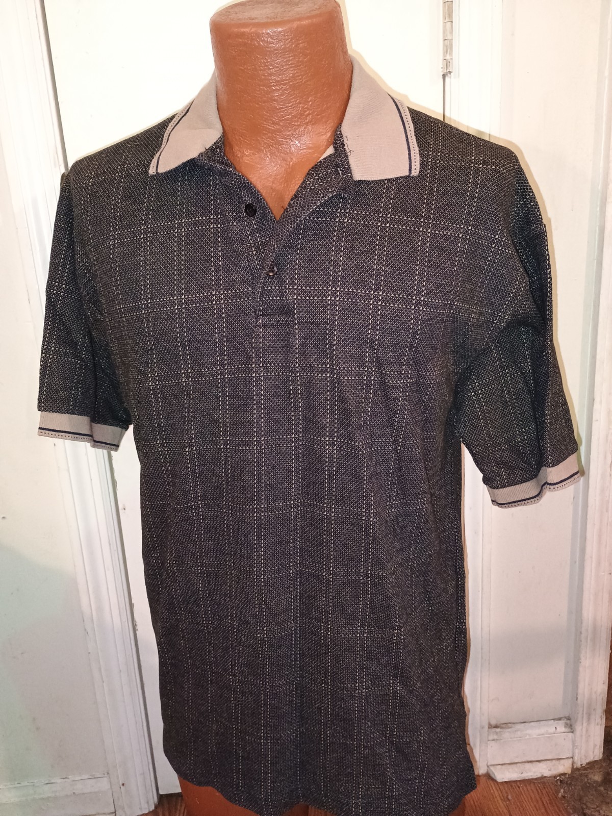 Vintage Wear Guard Boys XL Gray Plaid Short Sleeve Polo.