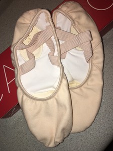 capezio hanami sizing
