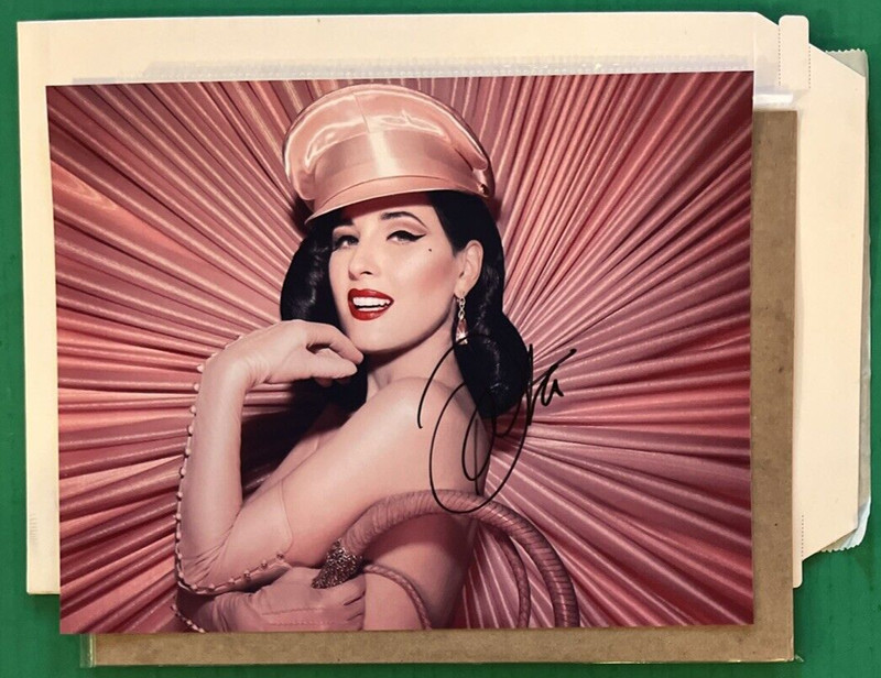 Sexy Dita Von Teese Authentic Signed Autograph 8.5x11 Photo Queen of Burlesque