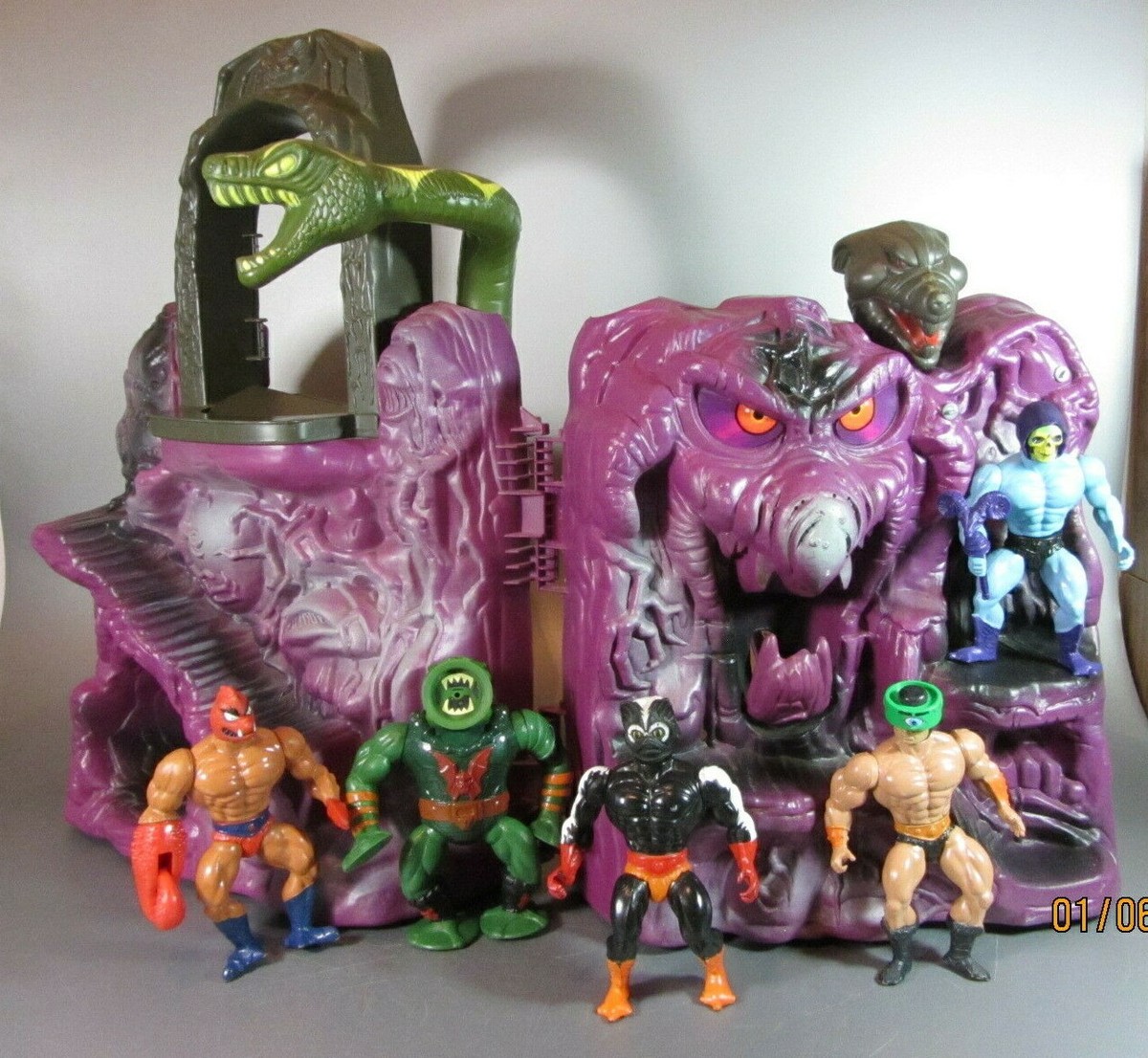 Vintage MOTU Masters of the Universe Snake Mountain 1983 He-Man