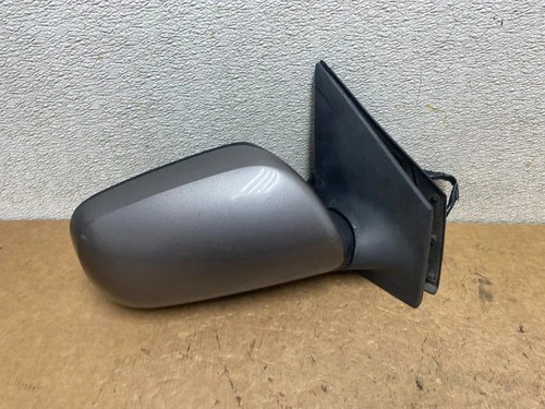 2004 to 2005 Scion XA Right Passenger Side View Door Mirror OEM s7586 DG