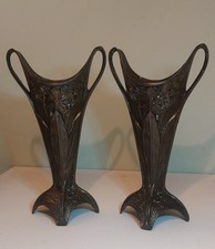 2 Jugendstilvasen bronziert                            15,5cm