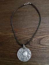 925 Silver Silpada 14 Inch Necklace with Round Hammered Pendant with Coin Pearl