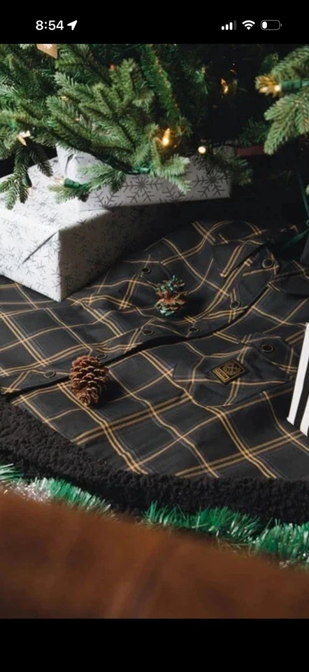 Dixxon Flannel TINSEL Christmas Tree Skirt, NIB - Image 2 of 4
