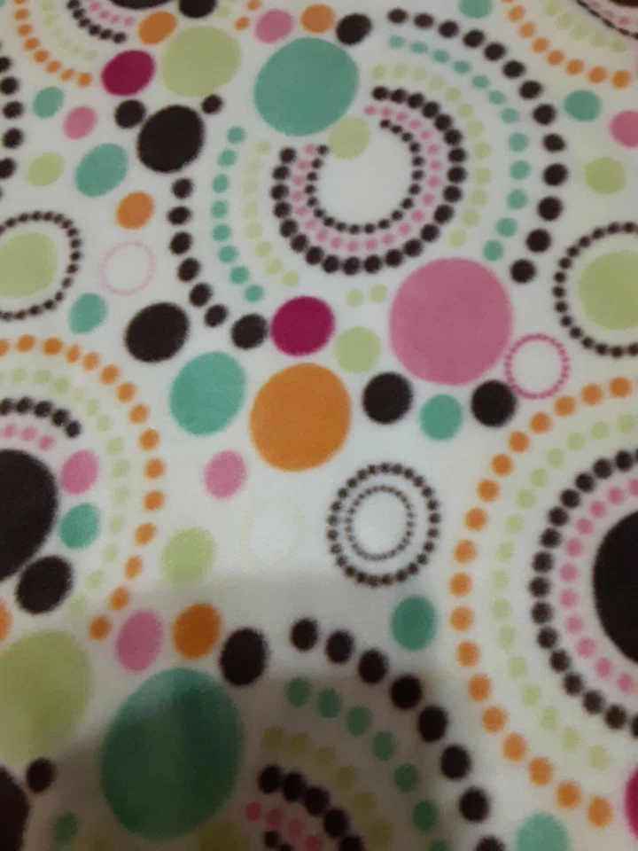 Colorido patrón de círculo MICRO-FLEECE TIRO 48"x60" verde neón atado a mano trasero Foto 3 de 3