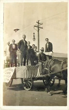 C-1915 People on Parade Float horse pulled Postcard RPPC 24-9778
