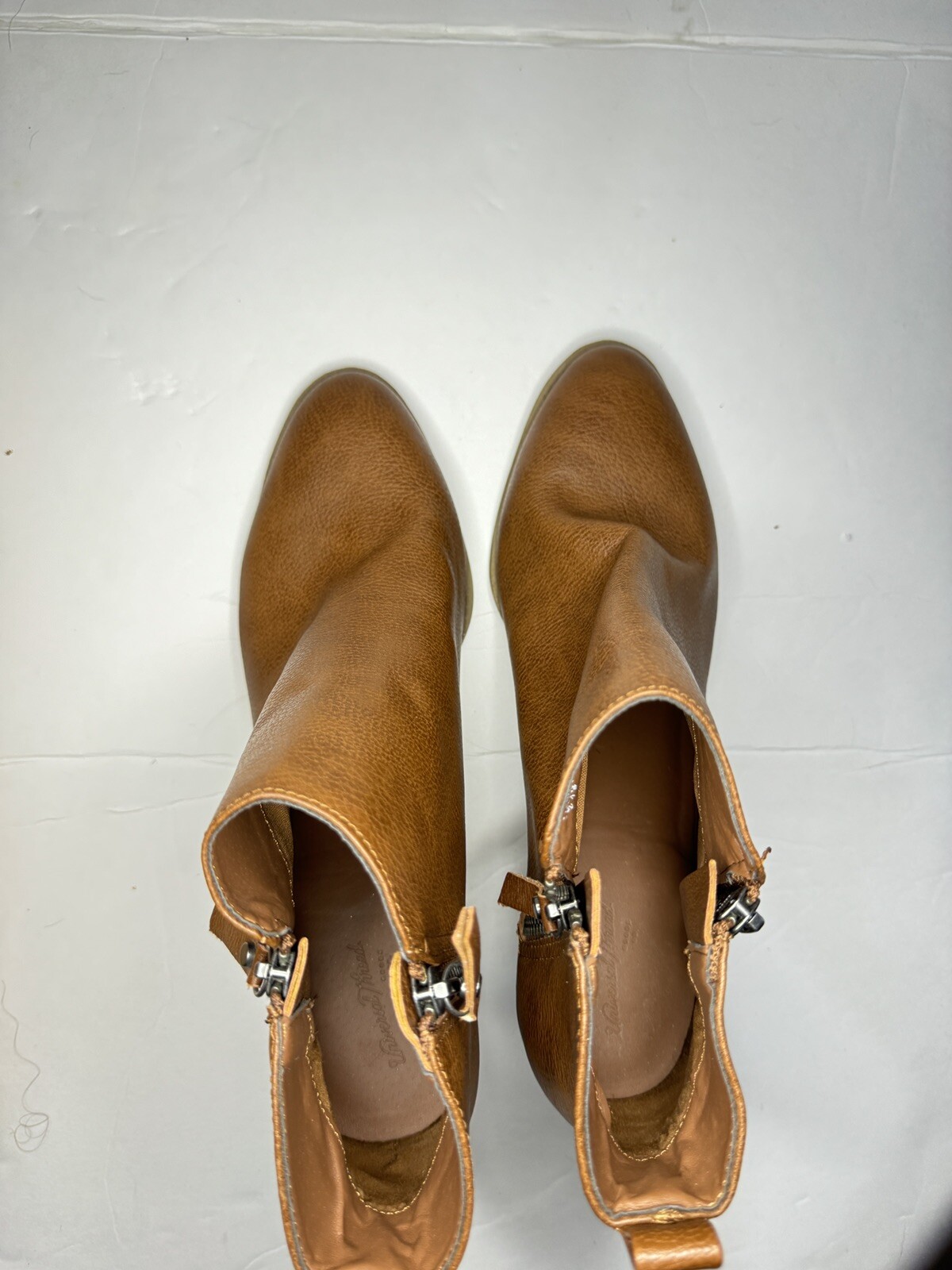 Universal Thread Two Side Zip Ankle Boots Color T… - image 9