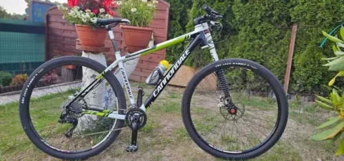 Cannnondale F29 Carbon 29er  - SRAM X0/X9, Lefty XLR Fork, 10.3 kg