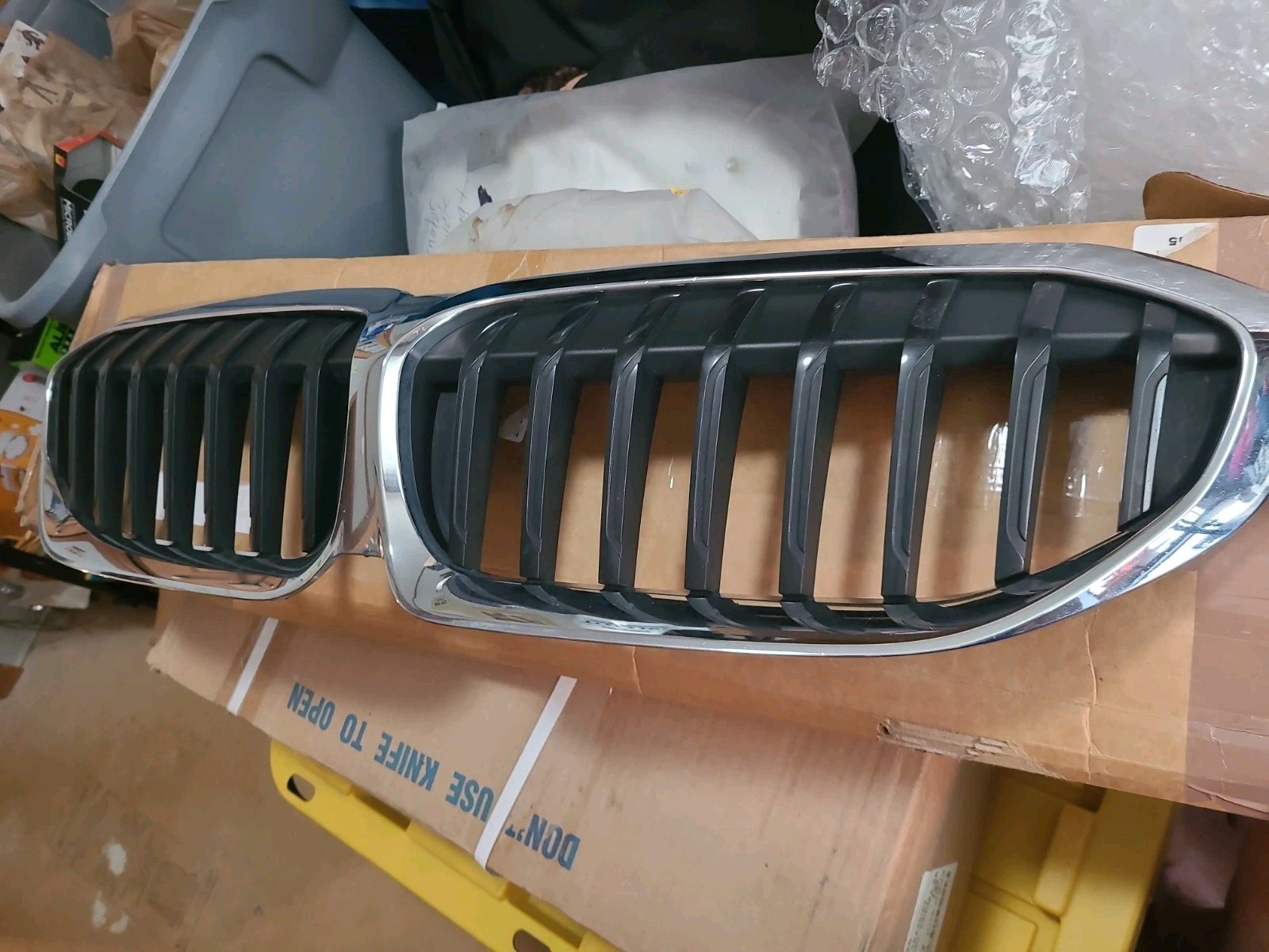 2019-2022 BMW G20 3-Series Front Grille Kidney Grille Part Number: 5113192976-10